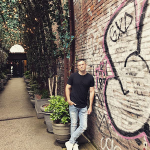 Meet your Posher, Joshua